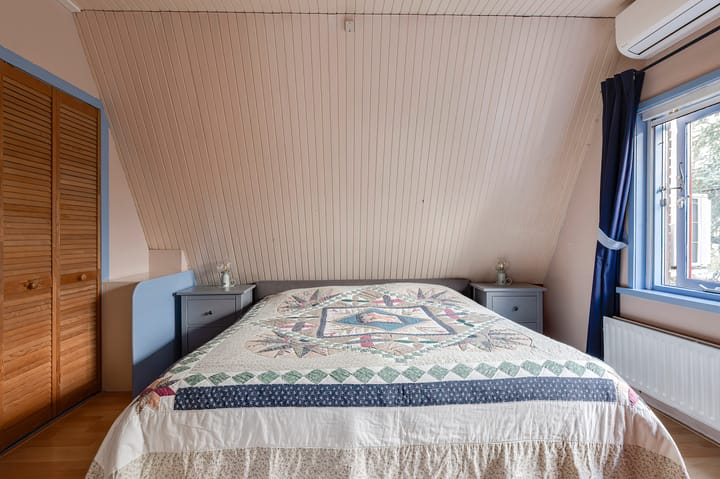 Photo 22 of J.D. van Leeuwenstraat 13