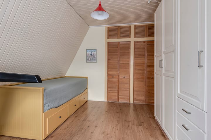 Photo 30 of J.D. van Leeuwenstraat 13