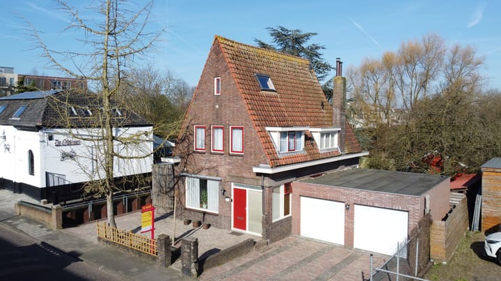 Photo 41 of J.D. van Leeuwenstraat 13