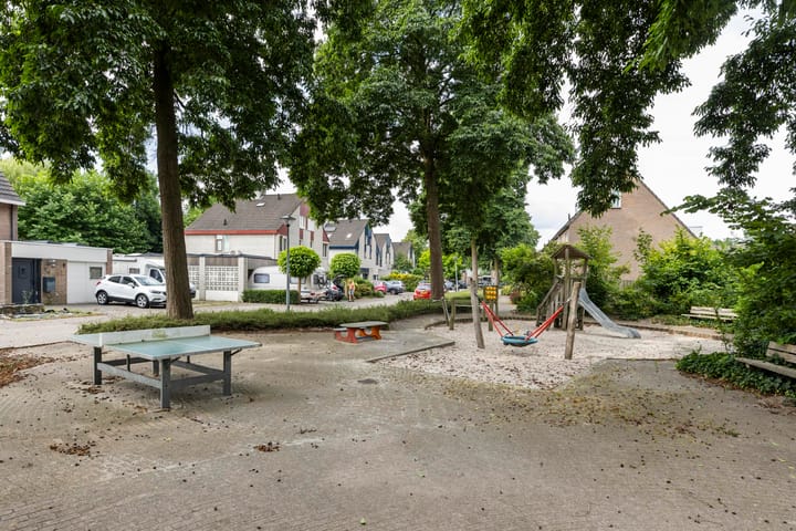 Foto 2 van Sterappel 6