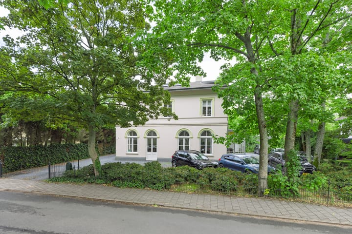 Lindelaan 10, Bussum