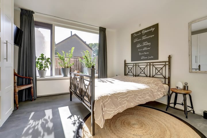 Foto 18 van De la Reystraat 65