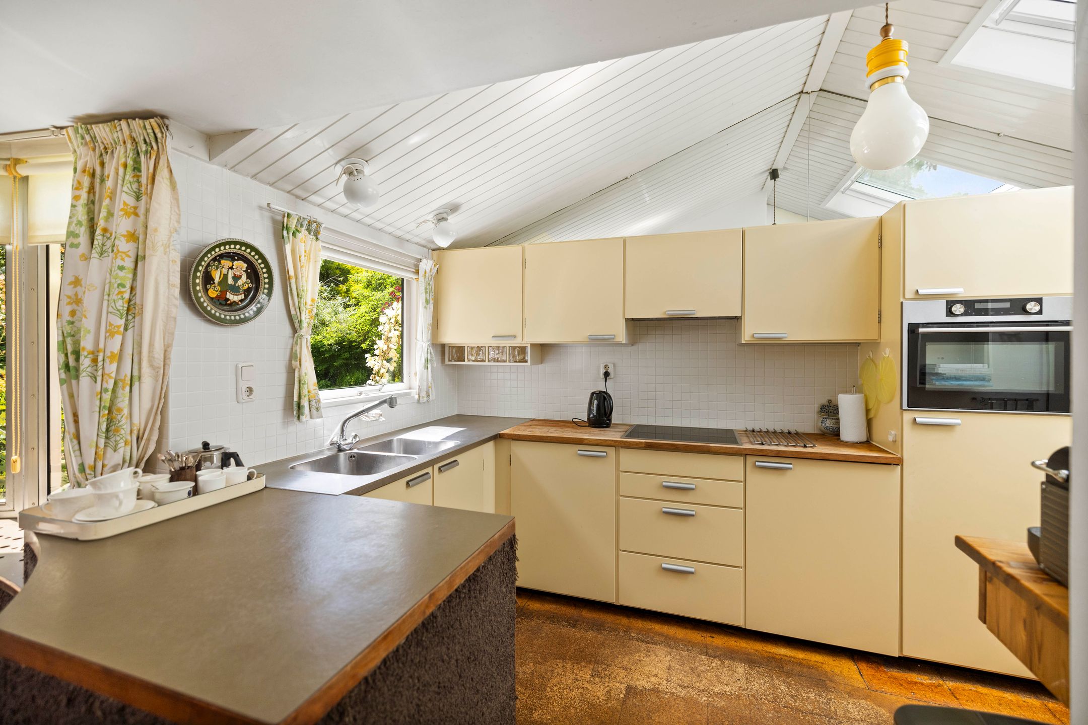 Photo 12 of Jachtrustweg 1