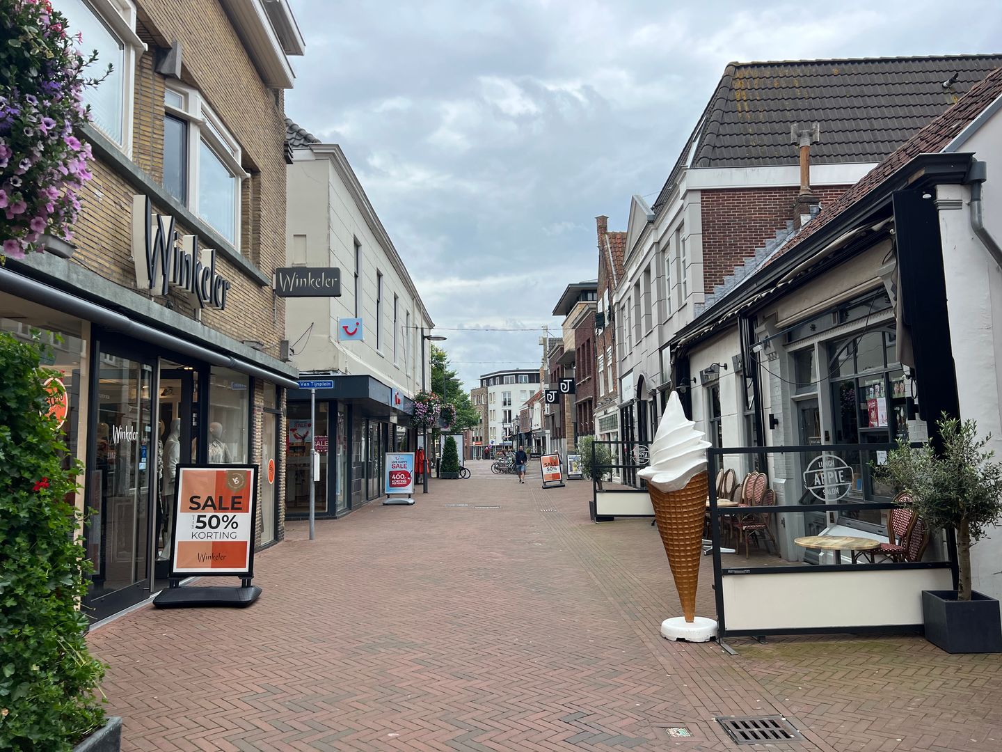 Bekijk foto 2 van Herenstraat 12