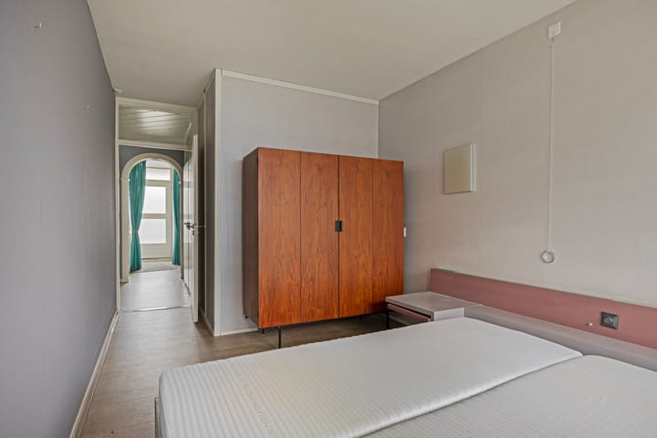 Foto 13 van Louis Couperusplaats 121