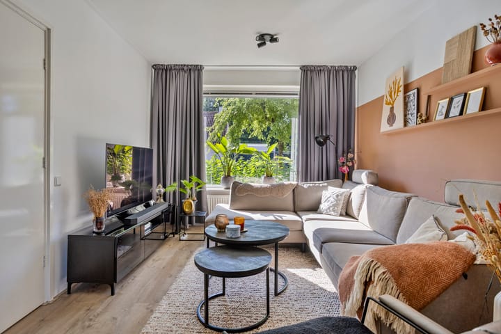 Foto 2 van Saturnusstraat 16