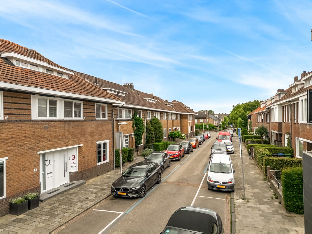 Foto 28 van Aarweg 3