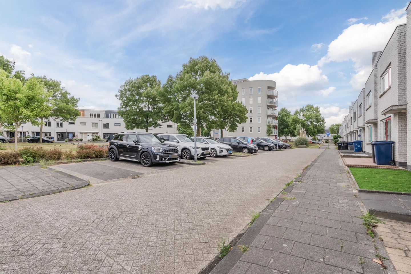 Foto 35 van A. den Doolaardstraat 3