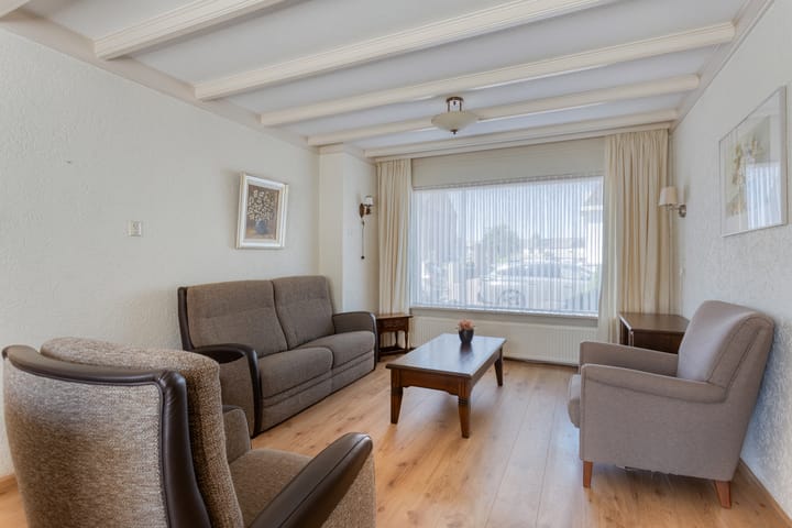 Foto 8 van Margrietstraat 44