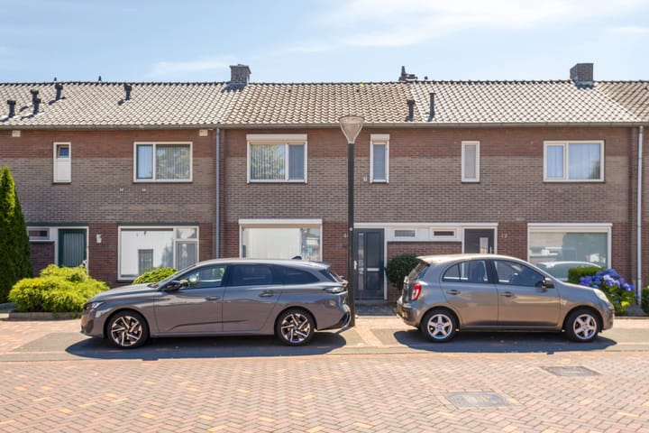 Foto 32 van Margrietstraat 44