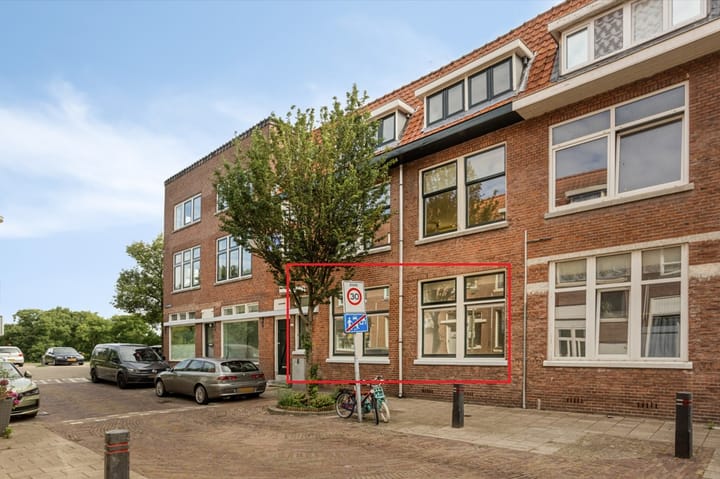Foto 1 van Hobbemastraat 8-B