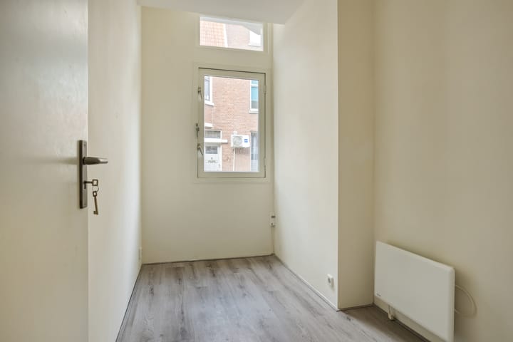 Foto 10 van Hobbemastraat 8-B