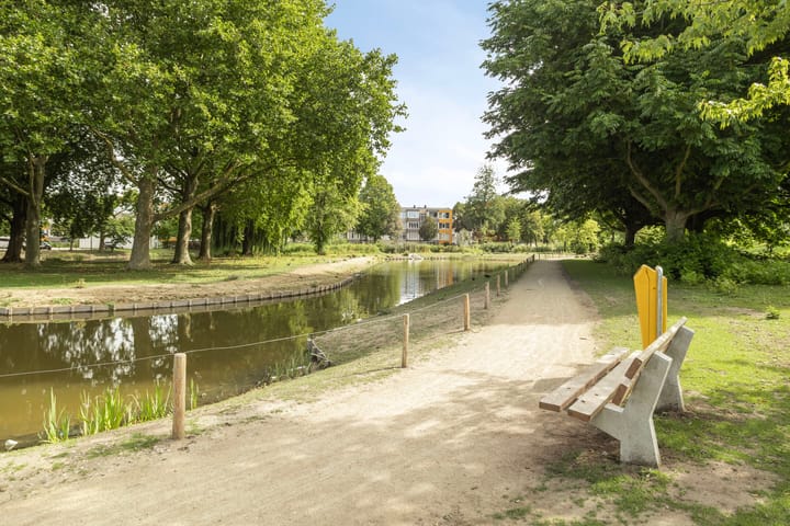 Foto 14 van Hobbemastraat 8-B