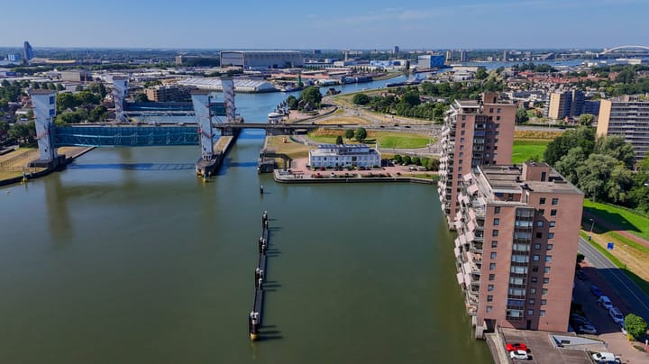 Foto 7 van Ketensezoom 82