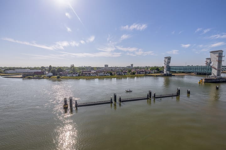 Foto 24 van Ketensezoom 82