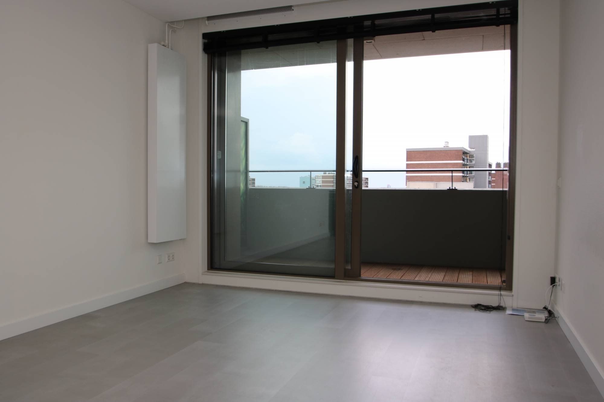 Photo 3 of Martinus Nijhofflaan 2-C9