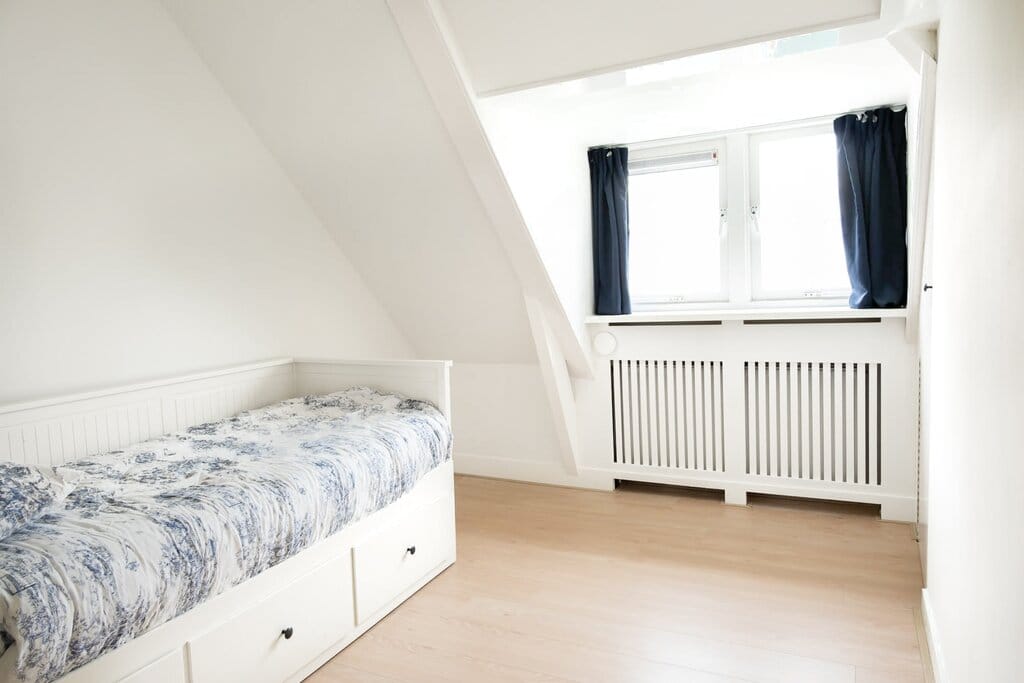 Photo 19 of Badhuisweg 70-B