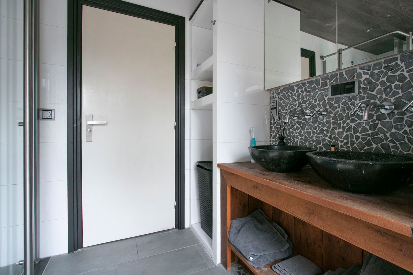 Photo 14 of Dries 85