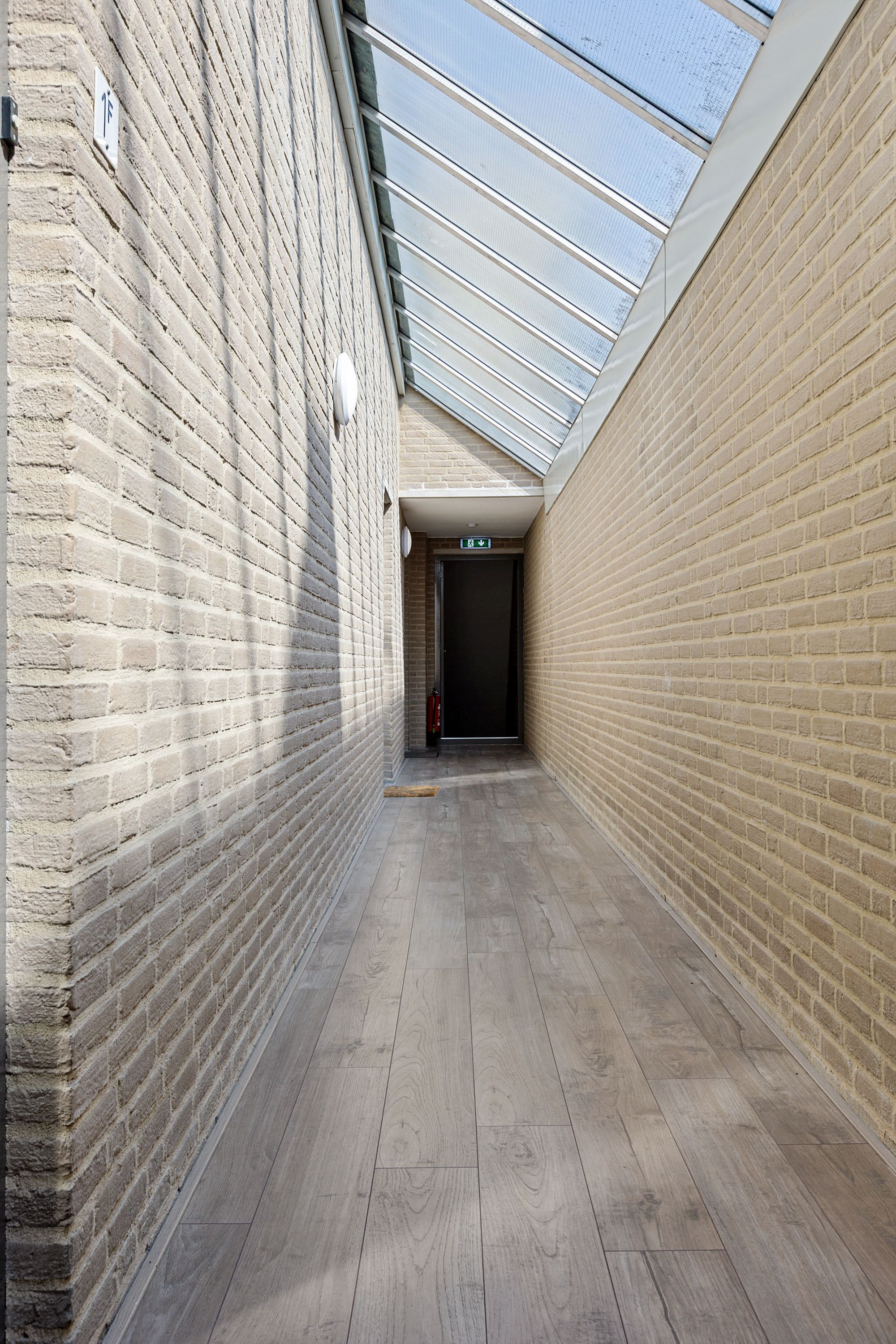 Foto 6 van Raadhuisplein 1-E