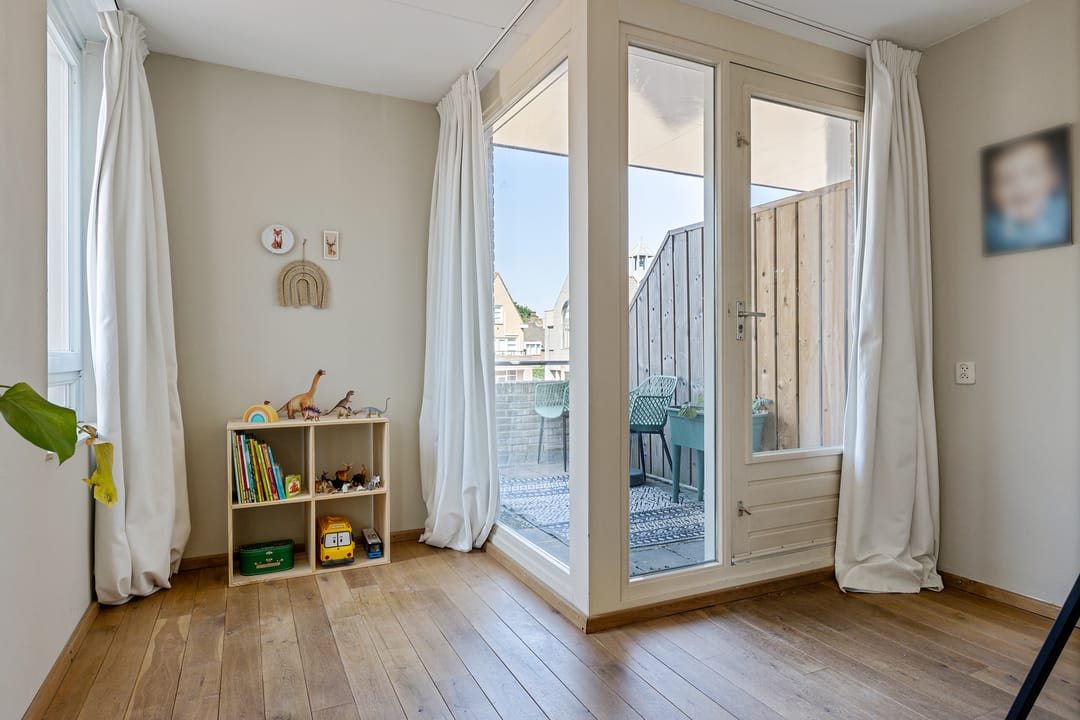 Foto 17 van Raadhuisplein 1-E