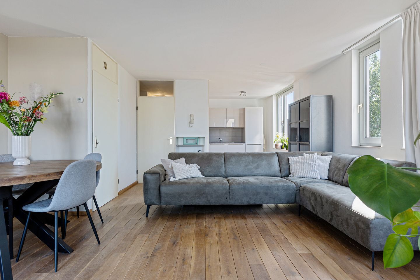 Foto 20 van Raadhuisplein 1-E