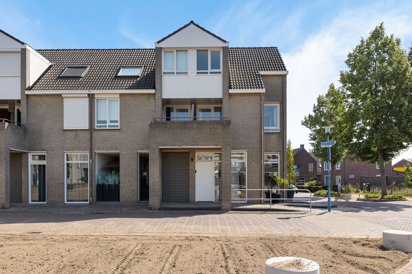 Foto 44 van Raadhuisplein 1-E