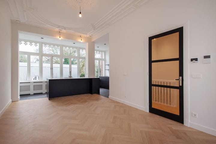 Photo 24 of Nassauplein 21