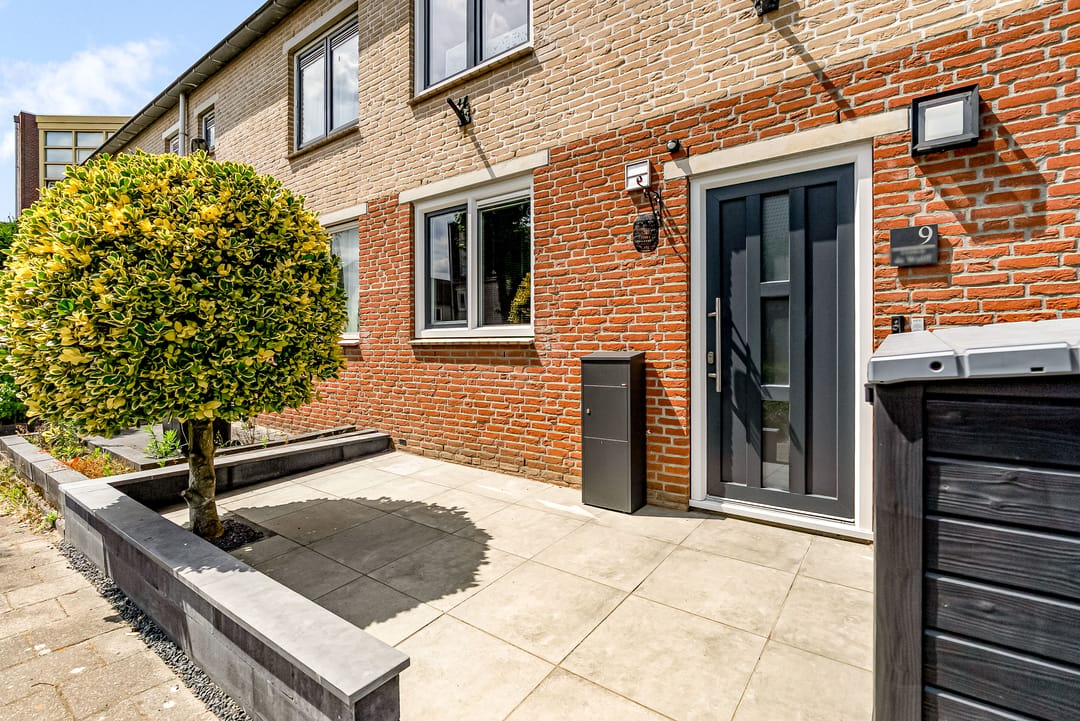 Photo 7 of Nat King Colestraat 9