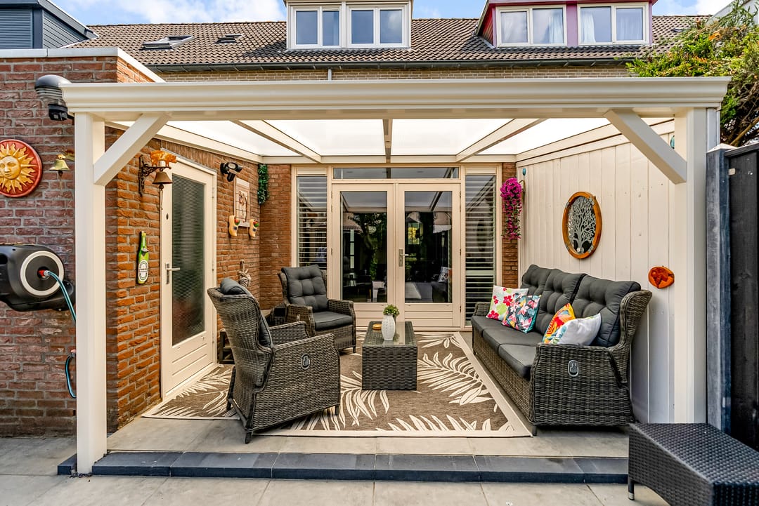Photo 38 of Nat King Colestraat 9