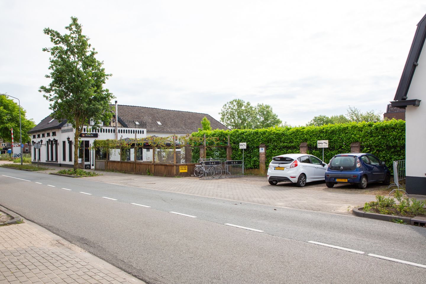Bekijk foto 3 van Varsseveldseweg 8