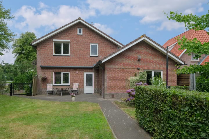 Foto 44 van Kastanjelaan 2