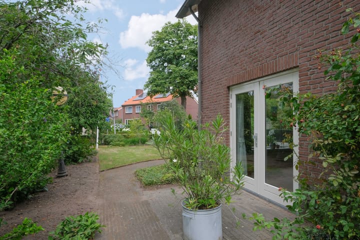 Foto 48 van Kastanjelaan 2