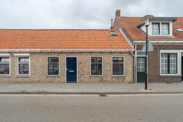 Photo 2 of Dorpsstraat 56