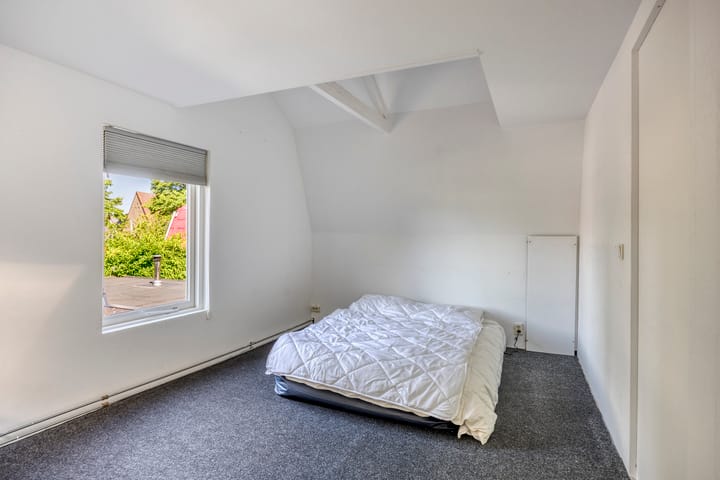 Foto 11 van Spoorlaan 1