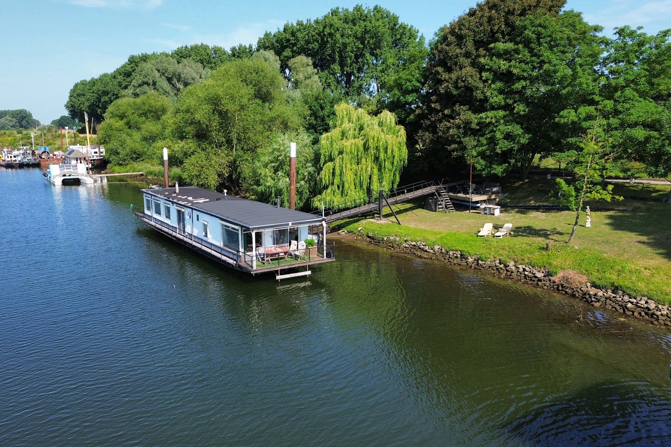 Foto 33 van Sluis Sint Andries 10