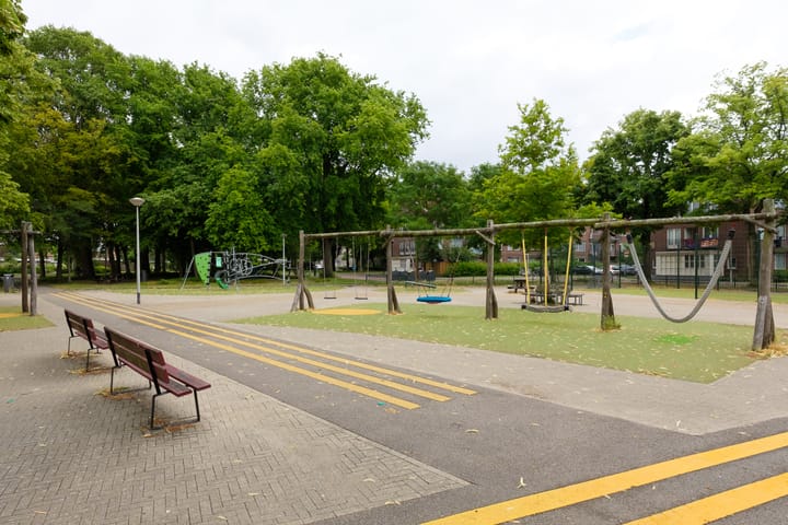 Foto 22 van Victor Rutgersstraat 13