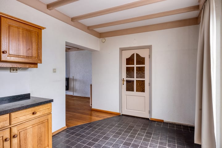 Foto 7 van Leeuwstraat 10