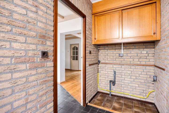 Foto 8 van Leeuwstraat 10