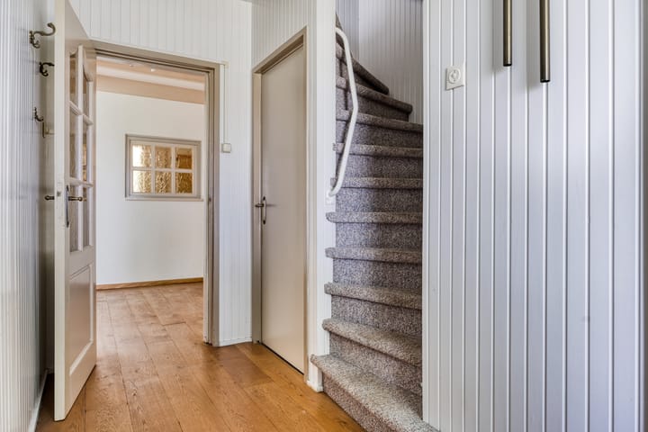 Foto 11 van Leeuwstraat 10