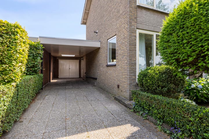 Foto 31 van Leeuwstraat 10