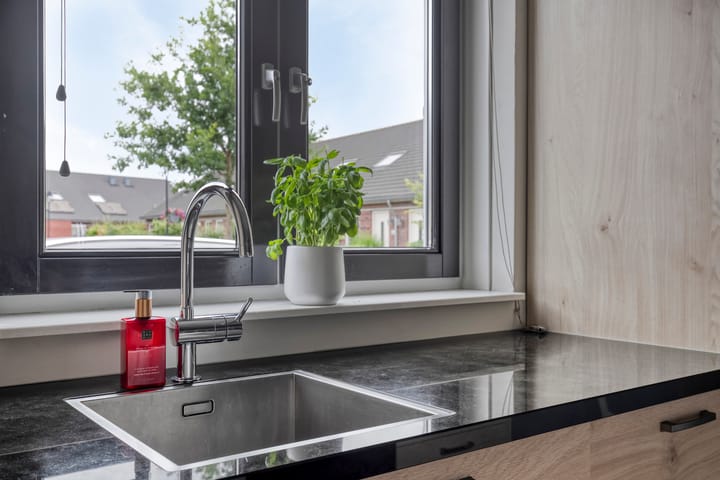 Foto 11 van Karl Braunstraat 20