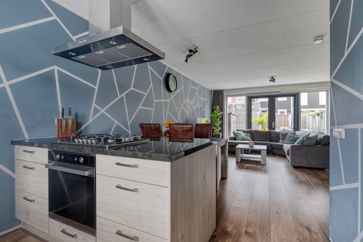 Foto 12 van Karl Braunstraat 20