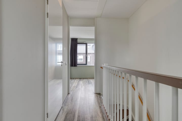 Foto 13 van Karl Braunstraat 20