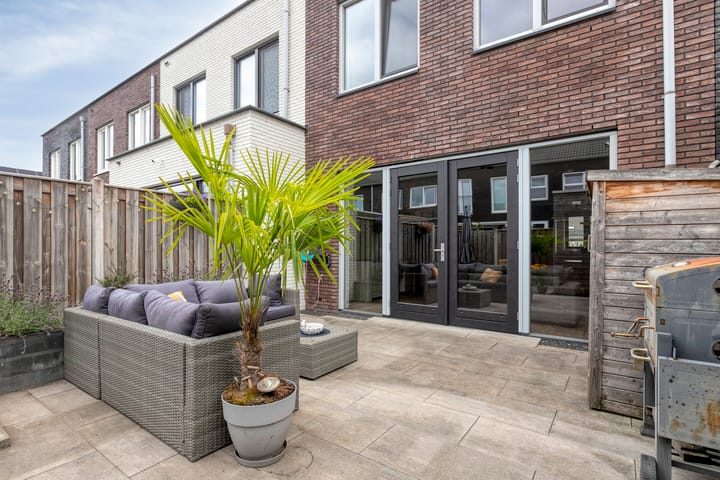 Foto 24 van Karl Braunstraat 20