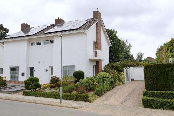 Foto 1 van Churchillstraat 2