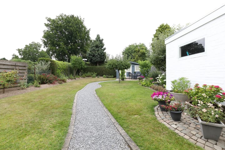 Foto 12 van Churchillstraat 2