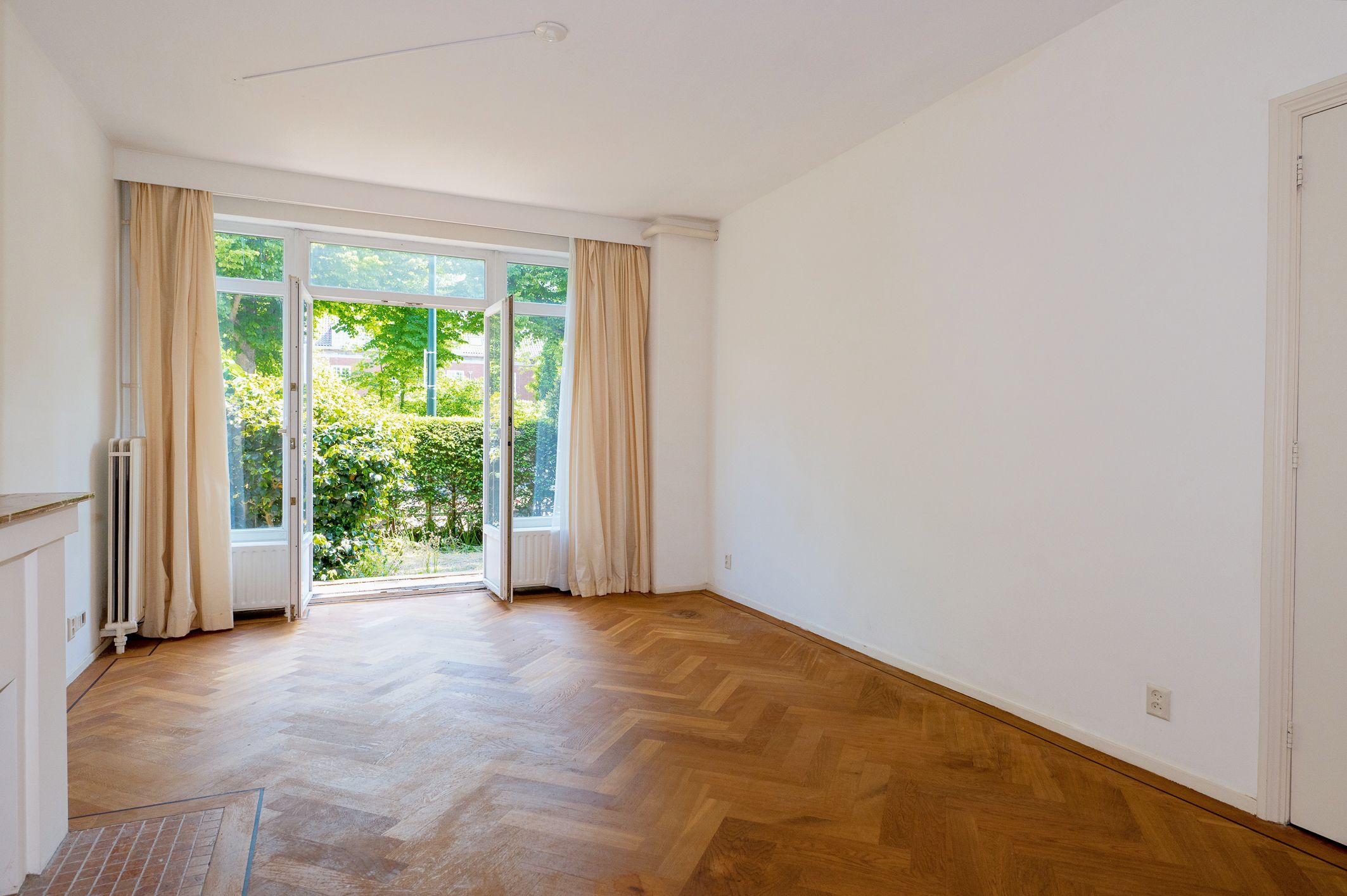 Foto 9 van Thérèse Schwartzestraat 122