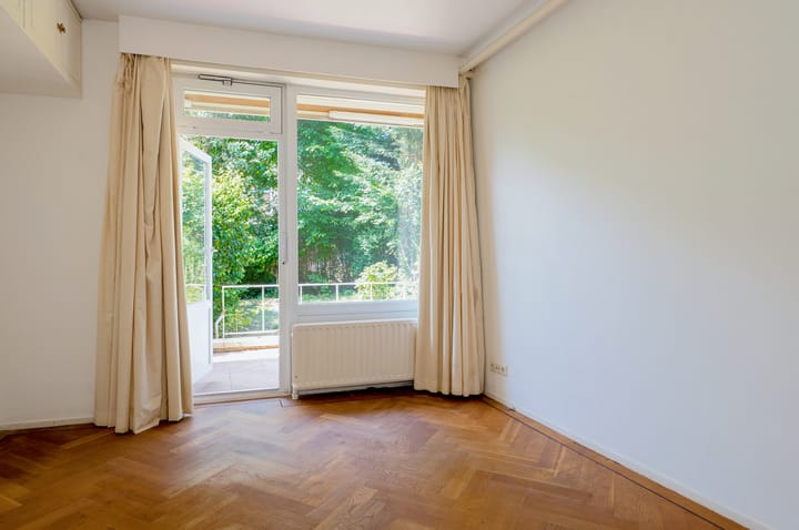 Foto 19 van Thérèse Schwartzestraat 122