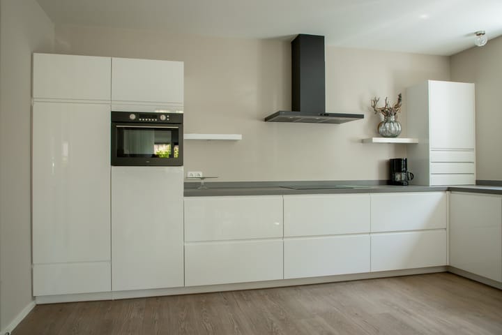 Foto 4 van Taets van Amerongenweg 2-02