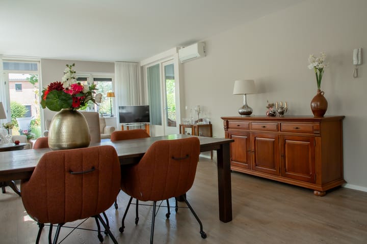 Foto 13 van Taets van Amerongenweg 2-02